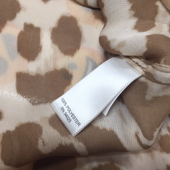 Banana Republic leopard print sheer blouse - Picture 7 of 7